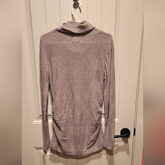 Cowl-neck sweater - Picture 2 of 4